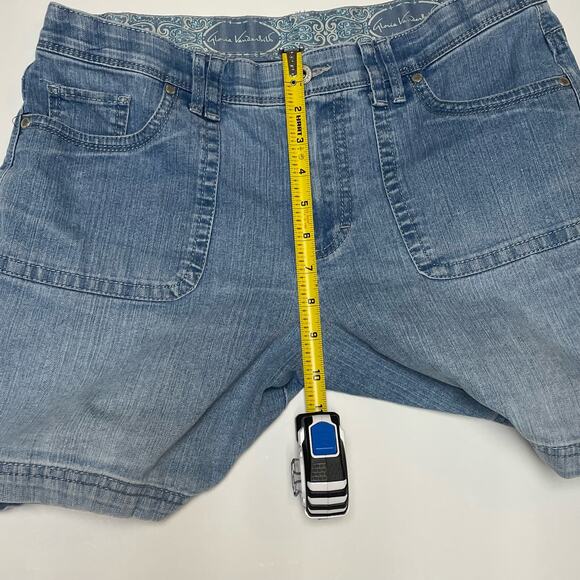 Gloria Vanderbilt Sienna Jean Shorts, Cargo Snap Pocket, Light Wash Missy Size 8 - Picture 8 of 8